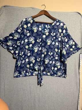 Apt. 9 Navy Floral Tie-Front Blouse with Flutter Sleeves